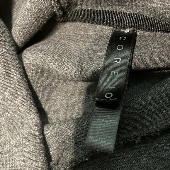 Core 10 Short Sleeve Hoodie - Picture 7 of 11